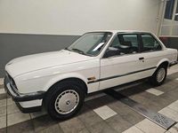 Usata BMW 320 129 CV (94 kW) 1987 Bianco Berlina