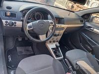 Usata Opel Astra GTC 110 CV (80 kW) 2010 Coupé