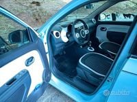Usata Renault Twingo 30 kW (42 CV) 2022 Bluazzurro Utilitaria