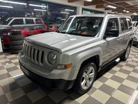 Usata Jeep Patriot Sport 163 CV (119 kW) 2011 Grigio SUV