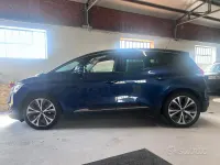 Usata Renault Scénic III 110 CV (80 kW) 2017 Bluazzurro Monovolume