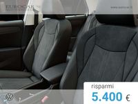 Nuova VW T-Roc Style 116 CV (85 kW) 2026 Pure white SUV