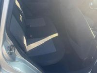 Usata Ford Fiesta Ghia 75 CV (55 kW) 2008 Argento Utilitaria