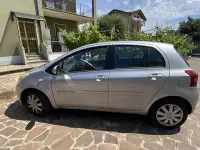 Usata Toyota Yaris Sol 87 CV (63 kW) 2008 Grigio Utilitaria