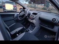 Usata Toyota Aygo Sol 54 CV (39 kW) 2006 Grigio Utilitaria