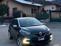 Usado Renault Captur 115 CV (84 kW) 2019 Verde SUV