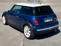 Usata Mini Cooper 116 CV (85 kW) 2002 Blu Utilitaria