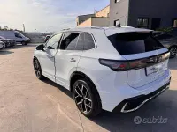 Usata VW Tiguan R-line 193 CV (141 kW) 2024 Bianco SUV