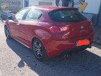 Usata Alfa Romeo Giulietta 140 CV (102 kW) 2011 Utilitaria