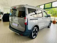 Usata Ford Tourneo Courier Active 125 CV (91 kW) 2024 Grigio Monovolume
