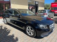Usata Mercedes E220 Premium Plus 194 CV (142 kW) 2017 Nero Station wagon