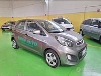 Usata Lancia Ypsilon Gold 69 CV (50 kW) 2017 Argento Utilitaria