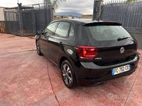 Begagnad VW Polo Trendline 95 HK (69 kW) 2018 Blå Halvkombi