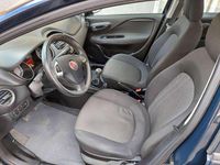 Usata Fiat Punto Street 69 CV (50 kW) 2015 Utilitaria