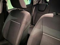 Usata Ford Fiesta 75 CV (55 kW) 2015 Blu Berlina
