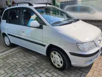 Usata Hyundai Matrix Comfort 103 CV (75 kW) 2004 Blu/azzurro Monovolume