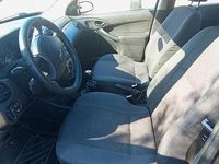 Usata Ford Focus 100 CV (73 kW) 2003 Blu Berlina