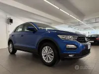Usata VW T-Roc Business 110 CV (80 kW) 2019 Blu/azzurro SUV