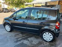 Usata Renault Modus 85 CV (62 kW) 2006 Nero Monovolume