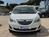 Usata Opel Meriva 120 CV (88 kW) 2013 Bianco Monovolume