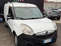 Usata Opel Combo 120 CV (88 kW) 2017 Bianco Monovolume
