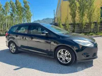 Usado Ford Focus 116 HP (85 kW) 2012 Preto Carrinha