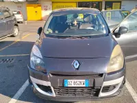 Usata Renault Scénic III 110 CV (80 kW) 2009 Grigio Monovolume