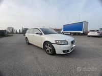 Usata Volvo V50 121 CV (88 kW) 2011 Bianco Station wagon