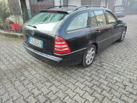 Usata Mercedes C220 150 CV (110 kW) 2006 Station wagon