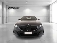 Usata BMW 550e M Sport 313 CV (230 kW) 2025 Bluazzurro Berlina