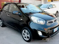 Usata Kia Picanto 69 CV (50 kW) 2012 Nero Utilitaria