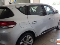 Usata Renault Scénic IV Zen 109 CV (80 kW) 2018 Grigio Monovolume
