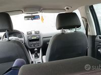 Usata VW Golf V 2005 Blu Utilitaria