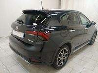 Usata Fiat Tipo Cross 101 CV (74 kW) 2021 Nero Berlina