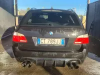 Usata BMW 535 272 CV (200 kW) 2005 Nero Station wagon