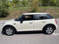 Usata Mini ONE 102 CV (75 kW) 2015 Bianco Utilitaria