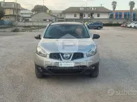 Usata Nissan Qashqai Visia 131 CV (96 kW) 2013 Grigio SUV
