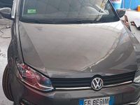 Usata VW Polo Comfortline 75 CV (55 kW) 2015 Grigio Berlina