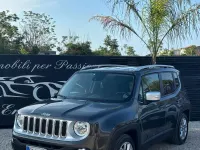 Usata Jeep Renegade Limited 140 CV (102 kW) 2017 Grigio SUV