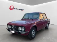 Usata Alfa Romeo Giulia Super 89 CV (65 kW) 1970 Rosso Berlina