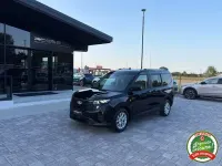 Usata Ford Tourneo Courier Titanium 125 CV (91 kW) 2025 Nero Monovolume