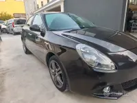 Usata Alfa Romeo Giulietta 105 CV (77 kW) 2014 Nero Utilitaria