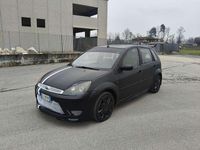 Usata Ford Fiesta Ghia 75 CV (55 kW) 2001 Utilitaria