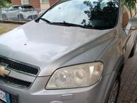 Usata Chevrolet Captiva 150 CV (110 kW) 2008 Grigio SUV