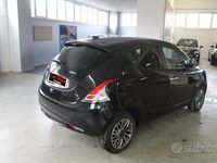 Usata Lancia Ypsilon Gold 69 CV (50 kW) 2023 Nero Utilitaria