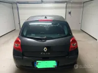 Usata Renault Clio 75 CV (55 kW) 2009 Nero Berlina