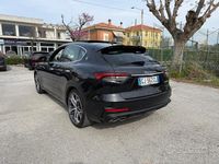 Begagnad Maserati Levante GT 330 HK (242 kW) 2022 Svart SUV