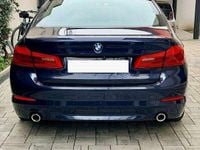 Usata BMW 520 Luxury Line 190 CV (139 kW) 2017 Blu/azzurro Berlina