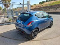 Usata Lancia Ypsilon 69 CV (50 kW) 2022 Blu Utilitaria