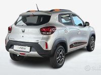 Usata Dacia Spring Comfort Plus 33 kW (45 CV) 2021 Grigio chiaro Utilitaria